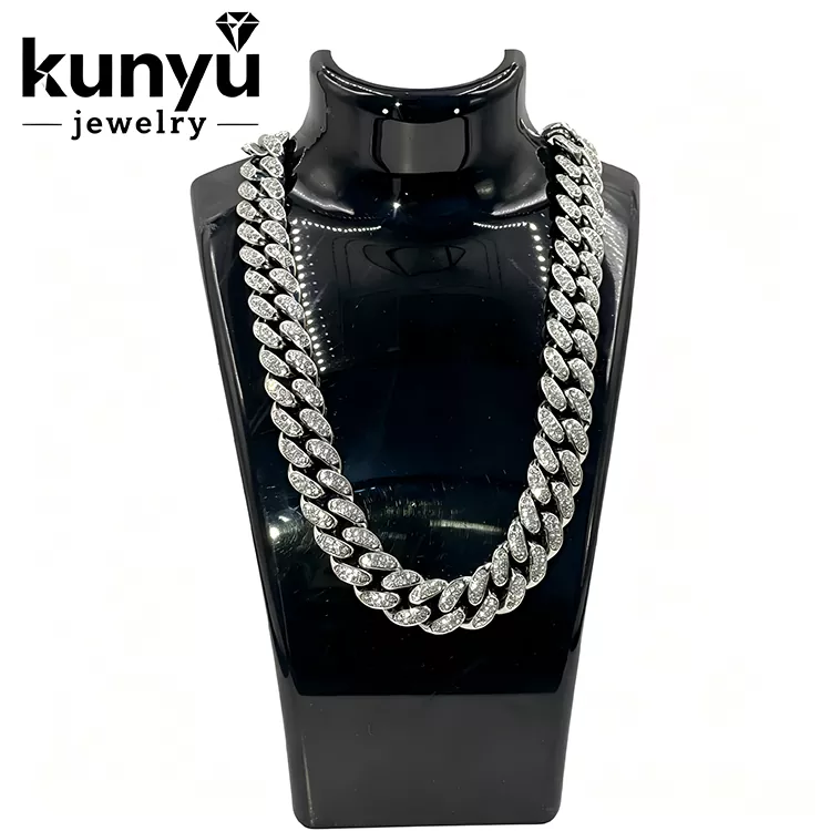 Kalung Pautan Cuba Bling