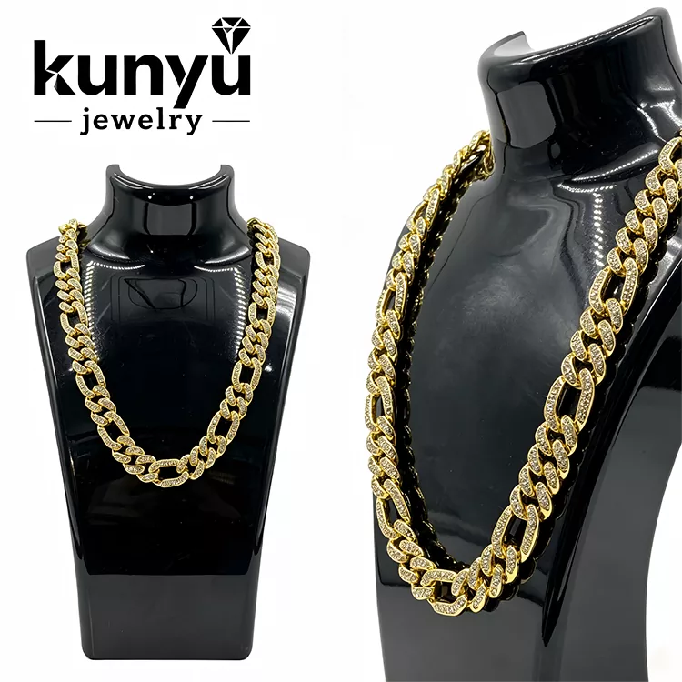Kalung Hip Hop Ais Keluar