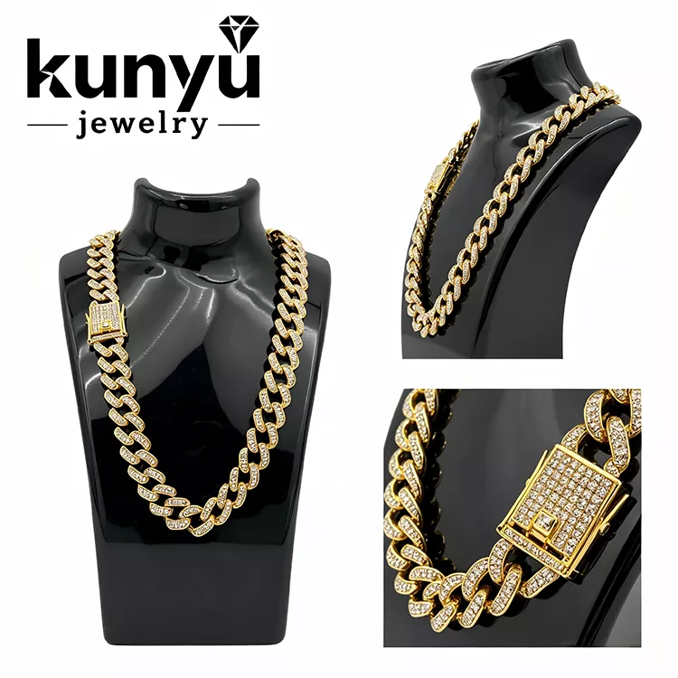 Kalung Hip Hop Ais Keluar